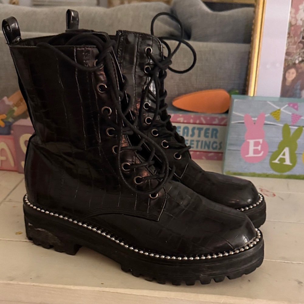 Black Lace-Up Platform Combat Boots Womans 6.5 - Picture 4 of 7